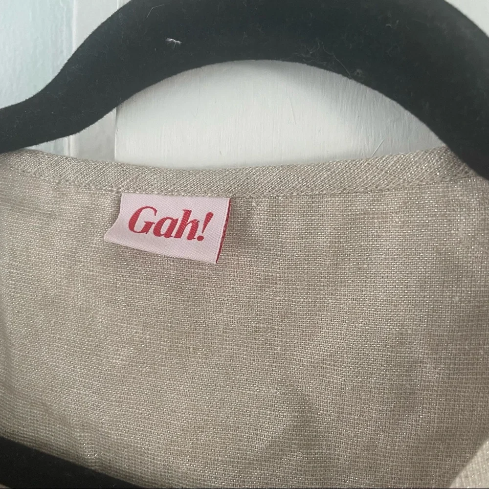 Lisa Says Gah Gold Puff Sleeve Linen Top - Picture 7 of 11